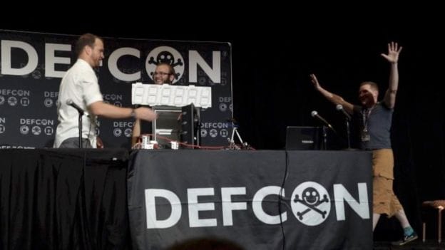 Safe-Cracking Robot Steals Show at DEF CON 25